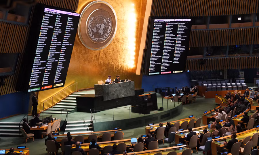 Đại hội đồng LHQ tại New York bỏ phiếu ngày 18/9. Ảnh: AFP