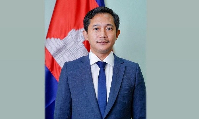 Người phát ngôn Bộ thông tin Campuchia Tep Asnarith. Ảnh: VOV Người phát ngôn Bộ thông tin Campuchia Tep Asnarith. Ảnh: VOV