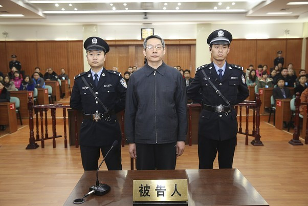 Lưu Thiết Nam, cựu Phó chủ nhiệm Ủy ban cải cách và phát triển TQ, bị kết án chung thân vì tội nhận hối lộ. Ảnh: Xinhua