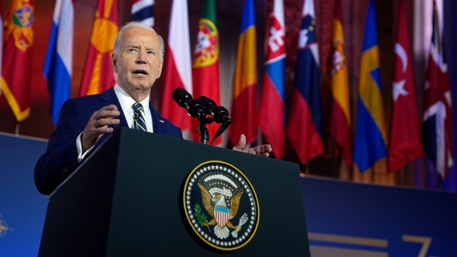Tổng thống Mỹ Biden phát biểu tại Hội nghị thượng đỉnh NATO lần thứ 75. Ảnh: Reuters