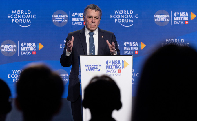 Ngoại trưởng Thụy Sỹ Ignazio Cassis trong cuộc họp ngày 14-1 về kế hoạch hòa bình cho Ukraine. Ảnh: AFP Ngoại trưởng Thụy Sỹ Ignazio Cassis trong cuộc họp ngày 14-1 về kế hoạch hòa bình cho Ukraine. Ảnh: AFP