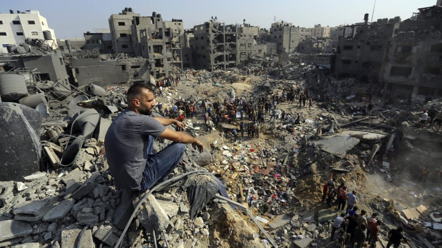 Trại tỵ nạn Jabaliya, bắc Gaza sau khi bị Israel không kích. Ảnh: AP Trại tỵ nạn Jabaliya, bắc Gaza sau khi bị Israel không kích. Ảnh: AP
