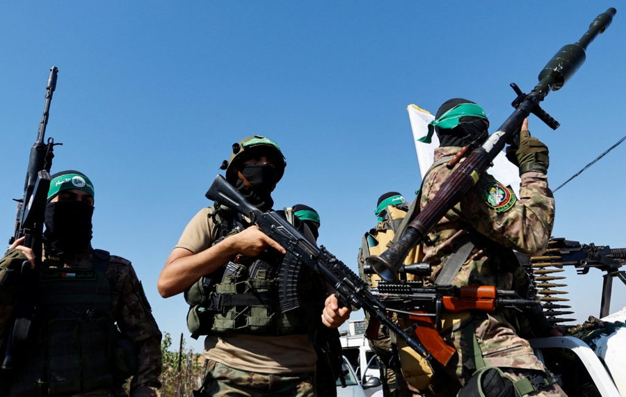 Các chiến binh Hamas. Ảnh: Reuters Các chiến binh Hamas. Ảnh: Reuters