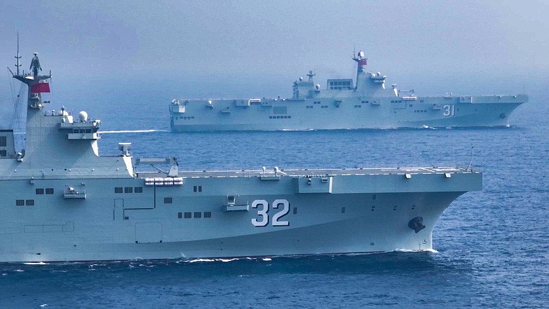 Tàu đổ bộ Trung Quốc tham gia tập trận. Ảnh: VCG-China Daily Tàu đổ bộ Trung Quốc tham gia tập trận. Ảnh: VCG-China Daily