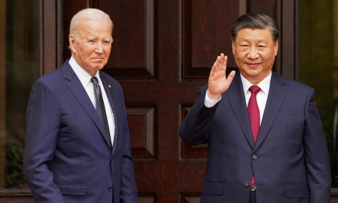 Tổng thống Mỹ Joe Biden và Chủ tịch Trung Quốc Tập Cận Bình trong cuộc gặp hôm 15/11. Ảnh: Reuters Tổng thống Mỹ Joe Biden và Chủ tịch Trung Quốc Tập Cận Bình trong cuộc gặp hôm 15/11. Ảnh: Reuters