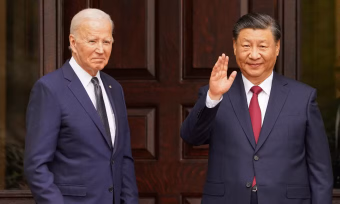 Tổng thống Mỹ Joe Biden và Chủ tịch Trung Quốc Tập Cận Bình trong cuộc gặp hôm 15/11. Ảnh: Reuters