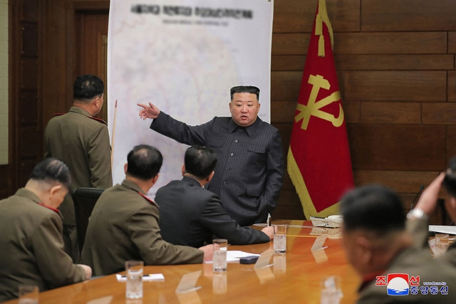 Nhà lãnh đạo Triều Tiên Kim Jong-un trong một cuộc họp gần đây. Ảnh: AFP Nhà lãnh đạo Triều Tiên Kim Jong-un trong một cuộc họp gần đây. Ảnh: AFP