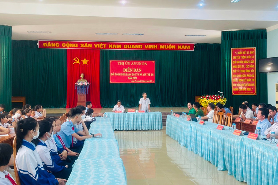 Quang cảnh diễn đàn. Ảnh: Vũ Chi