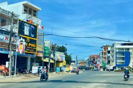 Đak Đoa triển khai kế hoạch cao điểm chống buôn lậu, gian lận thương mại trước, trong và sau Tết Nguyên đán Ất Tỵ 2025. Ảnh Hà Duy