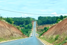 Gia Lai sửa đổi, bổ sung 5 thủ tục hành chính và bãi bỏ v1 thủ tục hành chính trong lĩn​h vực đầu tư theo phương thức PPP, đấu thầu lựa chọn nhà đầu tư. Ảnh: Minh hoạ