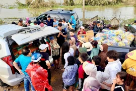 Chi cục Quản lý thị trường tỉnh Gia Lai vận động gần 16.000 đơn vị hàng hóa hỗ trợ đồng bào vùng bão lũ