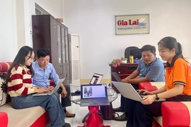 Báo Gia Lai tham gia tập huấn “Ứng dụng AI cho nhà báo”