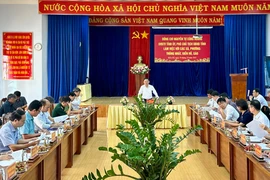 Phó Chủ tịch UBND tỉnh Nguyễn Tự Công Hoàng làm việc với lãnh đạo phường Thống Nhất và các xã Gào, Biển Hồ. Ảnh: Hà Duy