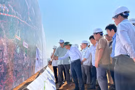 Lãnh đạo tỉnh kiểm tra hiện trường thi công dự án thành phần 3 cao tốc Quy Nhơn - Pleiku.