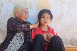 Xót thương hoàn cảnh mồ côi của em Rah Lan Nhan