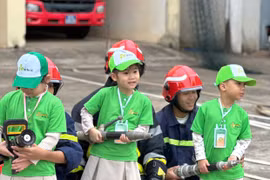 80 học sinh trải nghiệm thực hành chữa cháy, cứu nạn cứu hộ