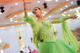 VĐV Lê Nguyễn Hương Giang giành 5 huy chương Giải Cup Khiêu vũ thể thao toàn quốc 