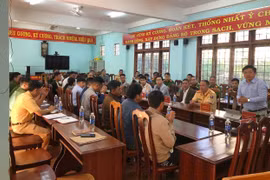 Mang Yang: 47 doanh nghiệp, chủ phương tiện kinh doanh vận tải ký kết đảm bảo an toàn giao thông