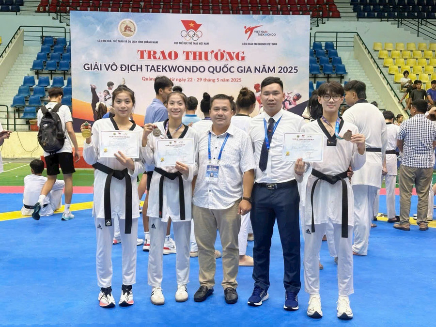 mai-va-loan-bia-trai-se-cung-doi-tuyen-viet-nam-tham-gia-giai-taekwondo-my-mo-rong-2026-anh-duc-nhat.jpg