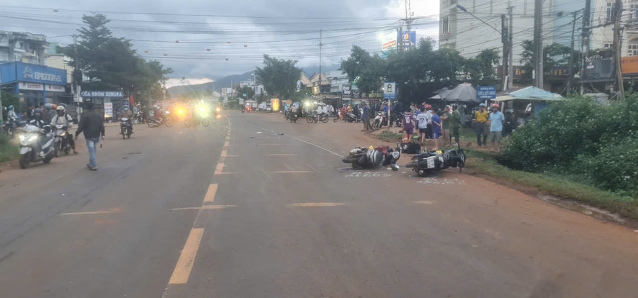 Hiện trường vụ tai nạn khiến chị T. tử vong. Ảnh: Duy Hải hien-truong-vu-tai-nan-khien-chi-t-tu-vong-anh-duy-hai.jpg