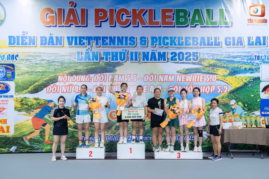 tai-giai-viettennis-pickleball-gia-lai-ha-tieu-nhi-da-gianh-chuc-vo-dich-o-noi-dung-doi-nu-42-anh-anh-tuan.jpg