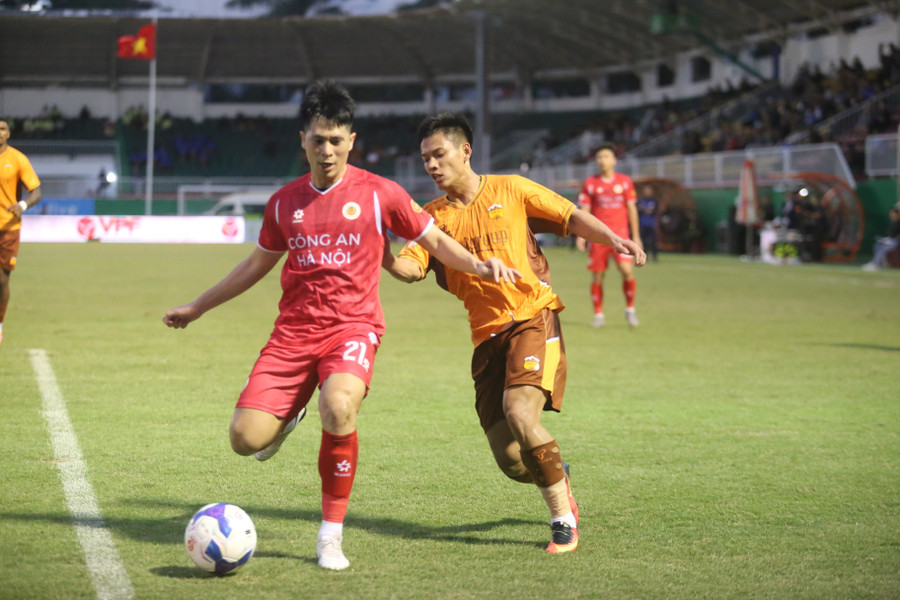 hagl-phai-dang-co-su-chuan-bi-ky-cang-cho-ngay-vleague-tro-lai-anh-van-ngoc.jpg