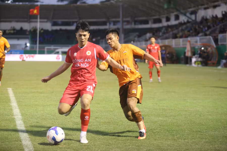 hagl-phai-dang-co-su-chuan-bi-ky-cang-cho-ngay-vleague-tro-lai-anh-van-ngoc.jpg
