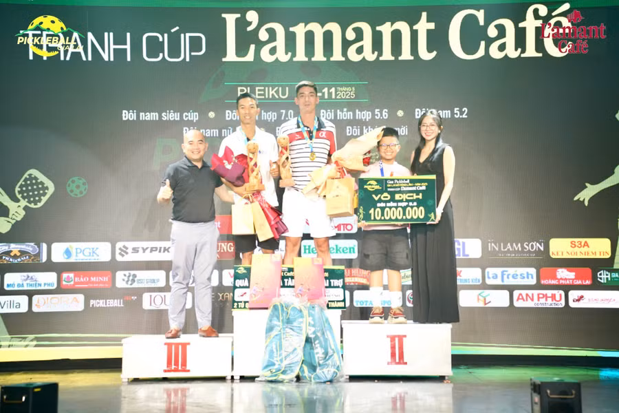 xuan-tien-tro-thanh-mot-trong-nhung-tay-san-giai-hang-dau-cua-lang-pickleball-pho-nui-anh-van-tuong.jpg