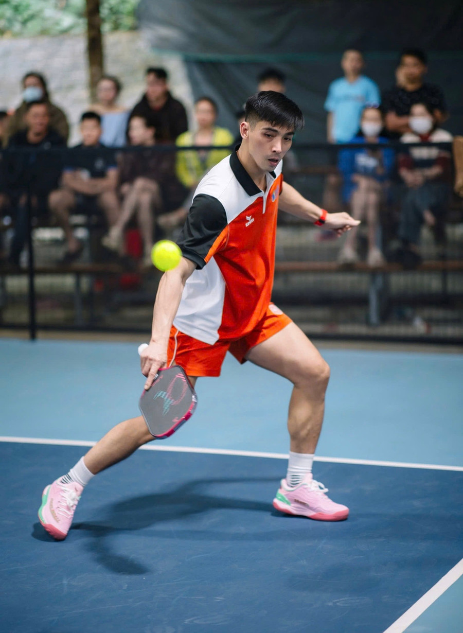 xuan-tien-co-loi-the-ve-the-hinh-phu-hop-voi-pickleball-anh-nvcc.jpg
