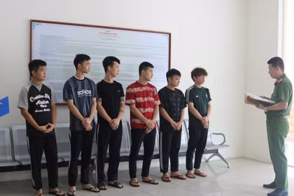 Mở 40 tài khoản ngân hàng, luân chuyển hơn 1.000 tỷ đồng tiền đánh bạc
