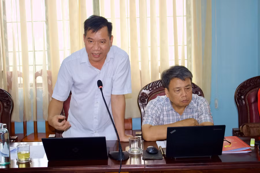 dai-bieu-da-trao-doi-thao-luan.jpg