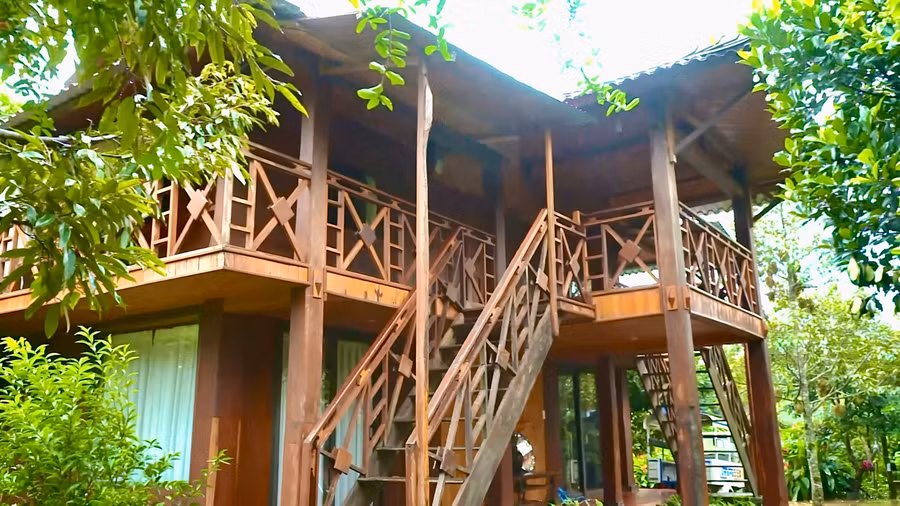 nha-go-ket-hop-khong-gian-mo-tao-khong-gian-nghi-duong-gan-gui-voi-thien-nhien-tai-po-lang-farmstay.jpg