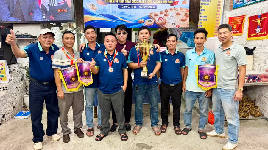 ky-thu-nguyen-ngoc-cuong-vo-dich-giai-co-tuong-clb-dong-phuong-kon-tum-mo-rong.jpg