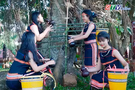 Độc đáo lễ cúng giọt nước của người Jrai ở Pleiku