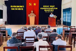 Pleiku bồi dưỡng kiến thức cho 52 già làng, người có uy tín