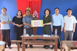 Trưởng ban Dân vận Tỉnh ủy thăm thực tế mô hình dân vận khéo và nông hội tại huyện Chư Prông
