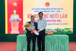 Ông Dương Mạnh Mẫn được bầu giữ chức Chủ tịch HĐND huyện Chư Sê