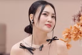 Ninh Dương Lan Ngọc thông báo tạm rời showbiz để du học Úc