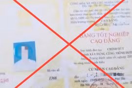 Công an TP.HCM triệt phá đường dây làm giấy tờ giả từ Campuchia về Việt Nam