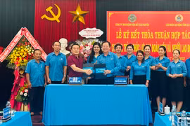 Liên đoàn Lao động tỉnh Gia Lai và Bệnh viện mắt Cao Nguyên ký kết thỏa thuận hợp tác