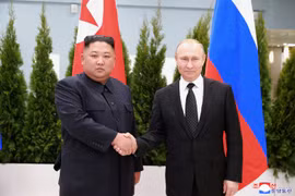 Ông Kim Jong-un ủng hộ chiến dịch quân sự đặc biệt tại Ucraine của Nga