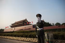 Trung Quốc phát hiện nhân viên cơ quan trung ương làm gián điệp cho Anh