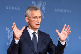 Tổng thư ký NATO đẩy quyết định gỡ rào chắn vũ khí cho Ukraine sang các nước thành viên