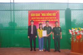 Bộ Chỉ huy Quân sự tỉnh Gia Lai bàn giao Nhà đồng đội tại Chư Sê