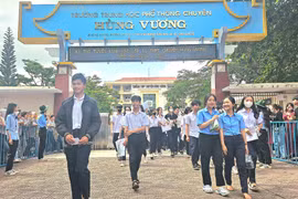 Gia Lai công bố điểm thi vào lớp 10 Trường THPT chuyên Hùng Vương