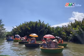 Trải nghiệm sông nước miền Tây trong lòng Hội An