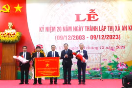 Long trọng tổ chức kỷ niệm 20 năm Ngày thành lập thị xã An Khê