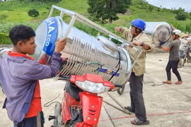 Cấp bồn chứa nước cho 120 hộ nghèo dân tộc thiểu số xã Đak Sông 
