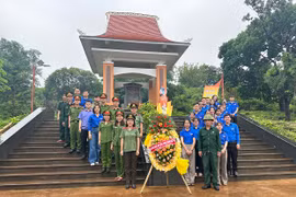 Tháng 7 tri ân