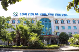 Một bé trai ở Bình Định bị thương nặng do nổ pin
